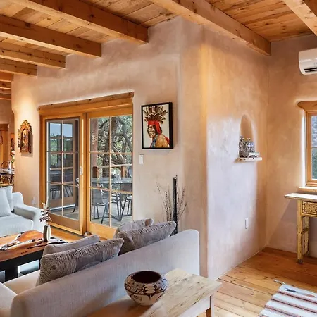 Serene Historic With Sunset Views *