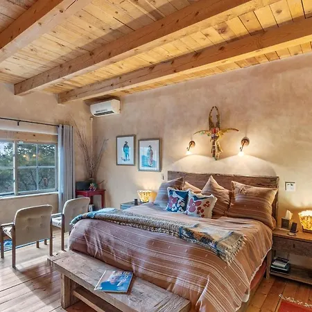 Serene Historic With Sunset Views Сasa de vacaciones *