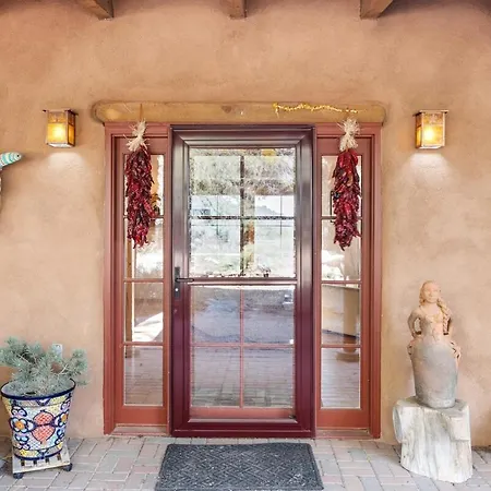 Serene Historic With Sunset Views