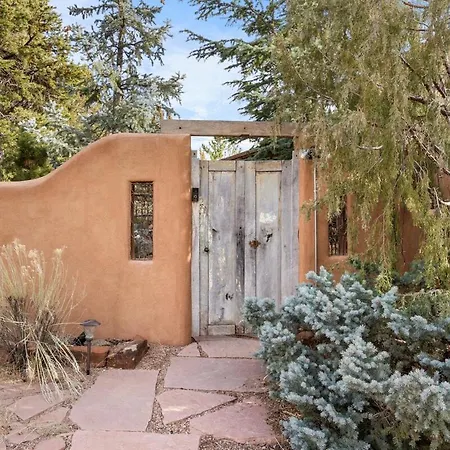 Serene Historic With Sunset Views Holiday home *