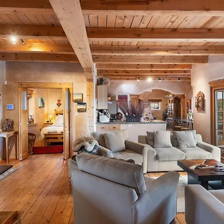 Serene Historic With Sunset Views *